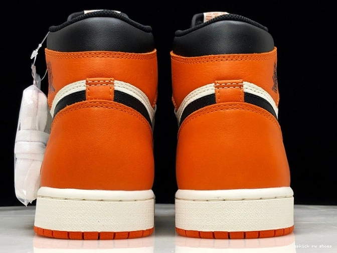 Cheap Retro Jordan Backboard555088-005 Air 1 OG High Shattered 0628